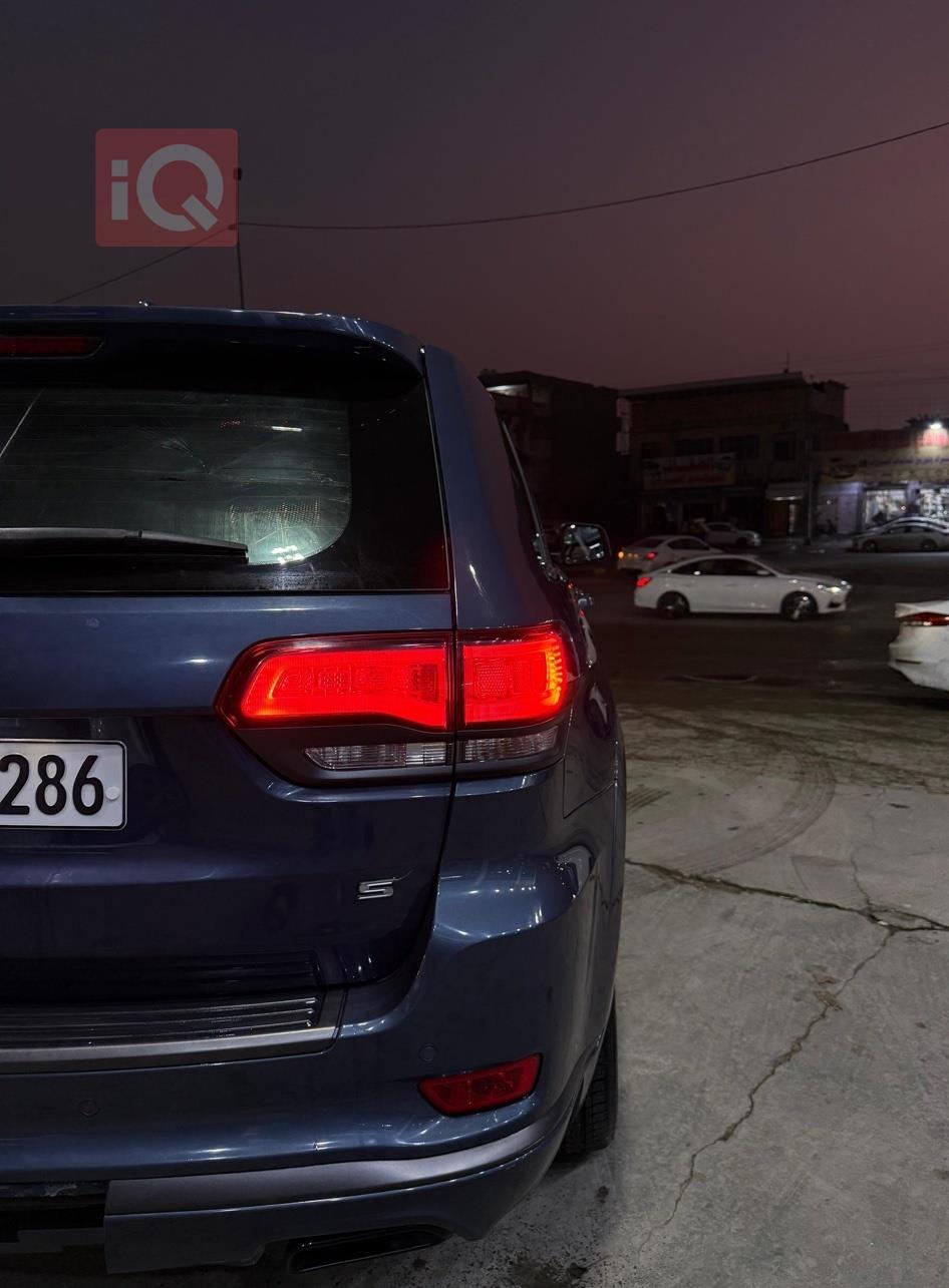 جيب جراند شيروكي